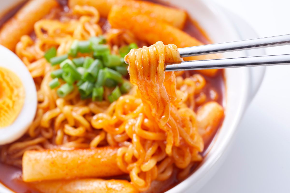 spicy korean ramen with fresh shrimp! | www.foodthatiliketos… | Flickr