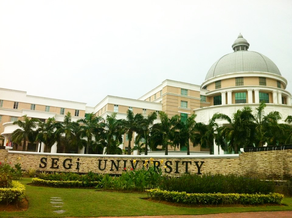 Малайзия университеты. Вулунг университет Малайзия. Научный университет Малайзии (USM). Международный исламский университет в Малайзии. Сеги университет.